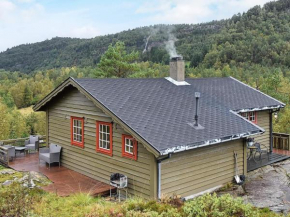 Holiday home Leirvik I Sogn